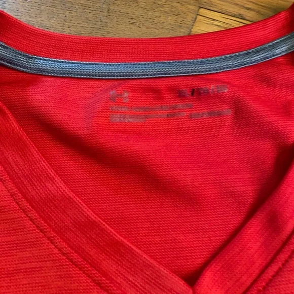 Under Armour men’s athletic size xl - Picture 3 of 5